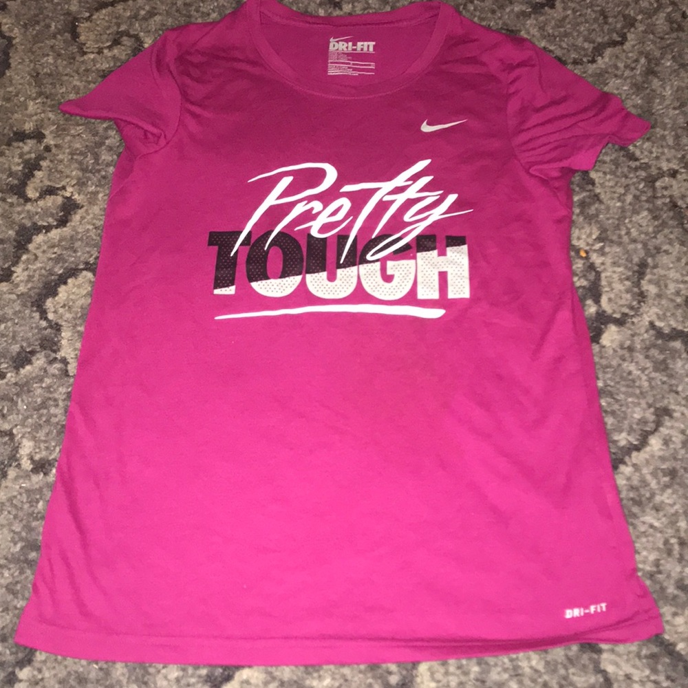 Short sleeve Nike dry fit shirt